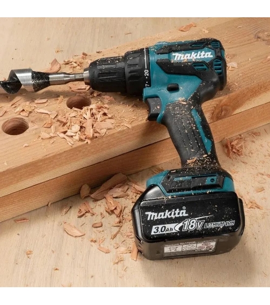 Дрель-шуруповерт Makita DDF490SF1J, 18 В, 3 Ач, 50 Нм, бесщеточный