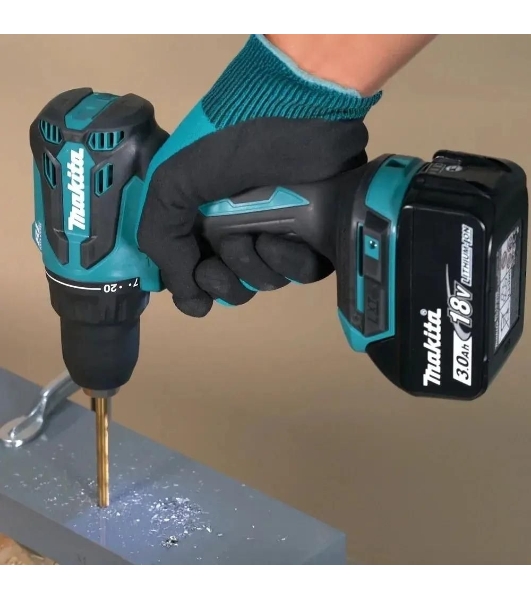 Дрель-шуруповерт Makita DDF490SF1J, 18 В, 3 Ач, 50 Нм, бесщеточный