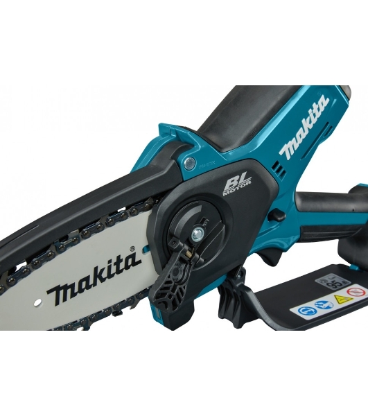 Электрическая цепная пила Makita UC100DWA 210Вт дл.шины:4'(10cm) 1аккум. 2Ач ЗУ