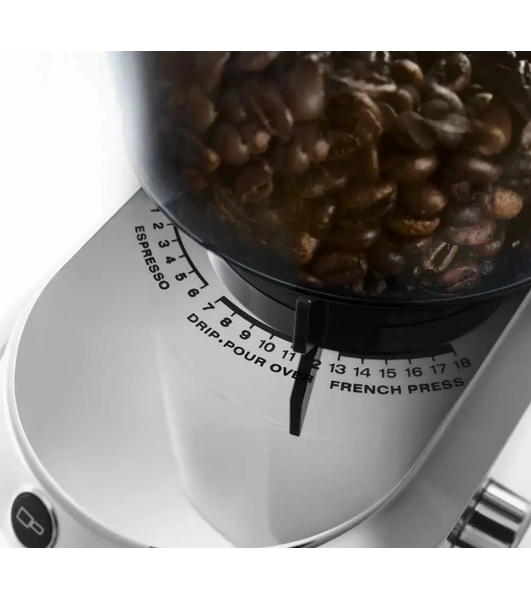 Кофемолка DeLonghi KG520.M
