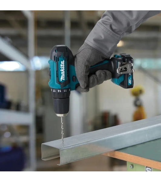 Дрель-шуруповерт Makita DF333DSAX6, 12 В, 2 Ач, 30 Нм, бесщеточный