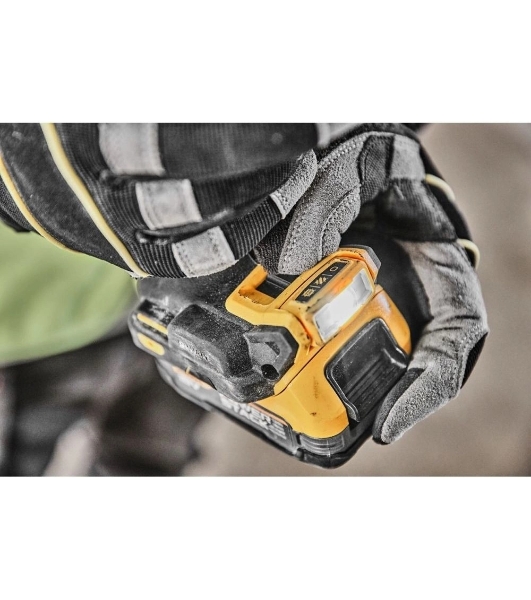 Дрель-шуруповерт DeWalt DCD800E1T-QW, 18 В, 1,7 Ач, 90 Нм, бесщеточный
