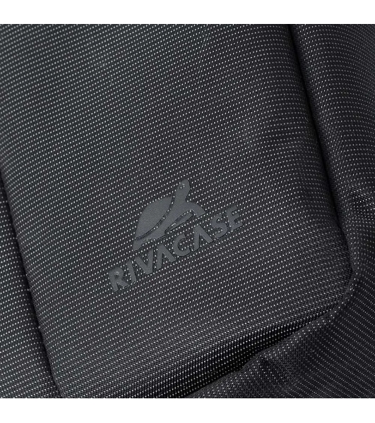 Сумка для ноутбука 17.3' Riva 8257 черный полиэстер