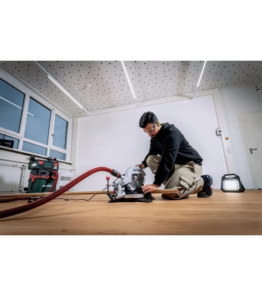 Торцовочная пила Metabo KS 216 M Set 1100Вт 5000об/мин d=216мм