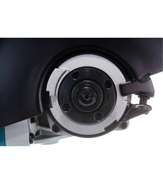 Угловая шлифовальная машина Makita GA7050 УШМ,ф180мм,2000Вт,8500об\м,4.5кг,кор