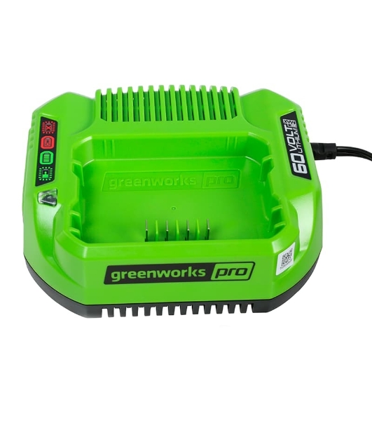 Зарядное устройство GreenWorks 60V (2932007)'Зарядное устройство Greenworks (модель) - используется для заряда аккумуляторных батарей Гринворкс 60 вольт на 2 А/ч,4 А/ч и 6 А/ч.Время зарядки данных аккумуляторов составляет: 2 А/ч = 60 минут; 4 А/ч = 120 минут.Зарядка оснащается системой автоматического отключения при достижении максимального заряда батареи для сохранения рабочих характеристик Li-Ion, а также специальным чипом, который защищает батарею от перегрева. Эти современные системы интеллектуального заряда обеспечивают сохранность дорогостоящего лития от преждевременной потери своих свойств и обеспечивают максимально возможный срок службы батареи. Для устойчивости зарядка имеет прорезиненные ножки. Для крепления на стену есть специальная проушина. На корпусе зарядки присутствую индикаторы заряда. Питание зарядного устройства осуществляется от сети 230 вольт переменного тока 50-60 Гц, 1,9 Ампер.Преимущества модели: Совместимость с аккумуляторами Greenworks 60V; Чип для защиты от перегрева