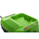 Зарядное устройство GreenWorks 60V (2932007)'Зарядное устройство Greenworks (модель) - используется для заряда аккумуляторных батарей Гринворкс 60 вольт на 2 А/ч,4 А/ч и 6 А/ч.Время зарядки данных аккумуляторов составляет: 2 А/ч = 60 минут; 4 А/ч = 120 минут.Зарядка оснащается системой автоматического отключения при достижении максимального заряда батареи для сохранения рабочих характеристик Li-Ion, а также специальным чипом, который защищает батарею от перегрева. Эти современные системы интеллектуального заряда обеспечивают сохранность дорогостоящего лития от преждевременной потери своих свойств и обеспечивают максимально возможный срок службы батареи. Для устойчивости зарядка имеет прорезиненные ножки. Для крепления на стену есть специальная проушина. На корпусе зарядки присутствую индикаторы заряда. Питание зарядного устройства осуществляется от сети 230 вольт переменного тока 50-60 Гц, 1,9 Ампер.Преимущества модели: Совместимость с аккумуляторами Greenworks 60V; Чип для защиты от перегрева, фото6