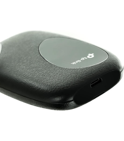 Мобильный Wi-Fi роутер TP-Link M7000