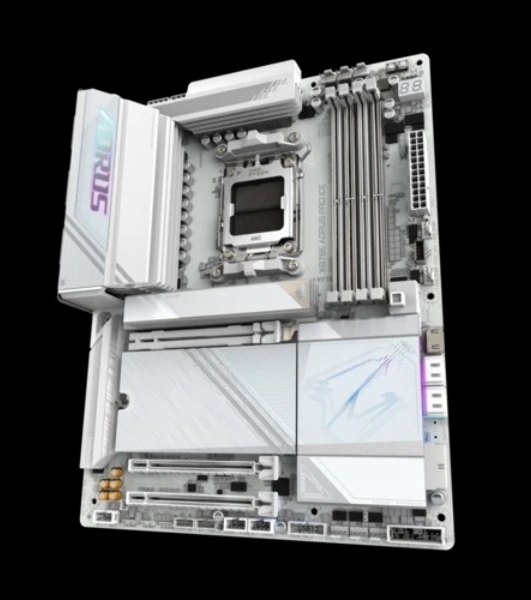 Материнская плата Gigabyte X870E AORUS PRO ICE, AM5, AMD X870E, 4xDDR5, 4xSATA, 4xM.2, 1xPCI-E 5.0 x16, 1xPCI-E 4.0 x4, 1xPCI-E 3.0 x4, 1xHDMI, 2xUSB-C, 1x 2.5Gb LAN, 2xUSB-A 3.2 Gen 2, 3xUSB-A 3.2 Gen 1, 2xUSB-A 2.0, 2x3.5 мм, TOSLINK, 7.1, 2xUSB4, 4xUSB-A 3.2 Gen 1, ATX