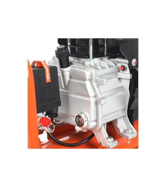 Компрессор Patriot EURO 24-240K + набор пневиоинструмента KIT 5В1.5кВт 220В 240л/мин 24л