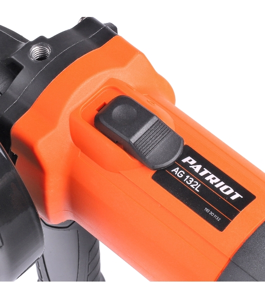 Угловая шлифовальная машина Patriot Optima AG 132L 750Вт 11000об/мин рез.шпин.:M14 d=125мм (110301132)