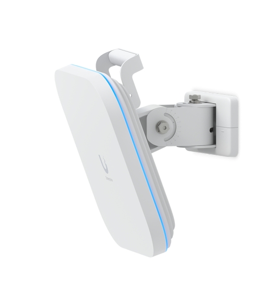 Точка доступа Wi-Fi Ubiquiti UniFi E7 AP Campus 2,4+5+6 ГГц, Wi-Fi 7, 4х4 MU-MIMO, 802.3bt, 1х 10G RJ45, 1х 1G RJ45