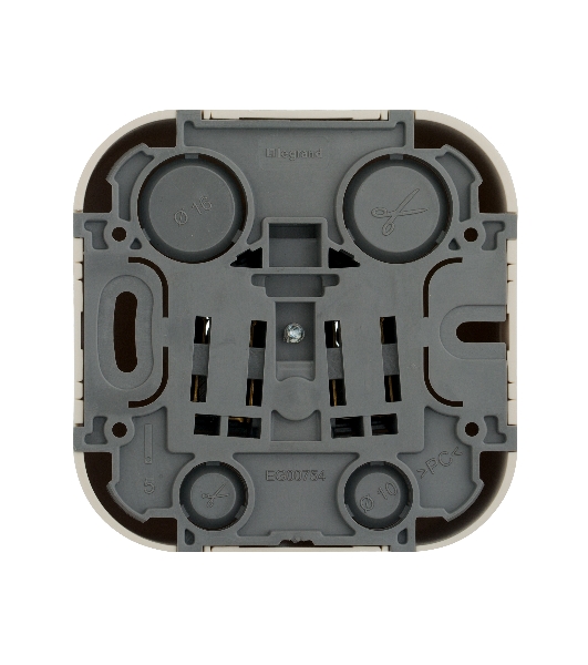 Розетка Legrand 782241 с заземлением без шторок (Слоновая кость)