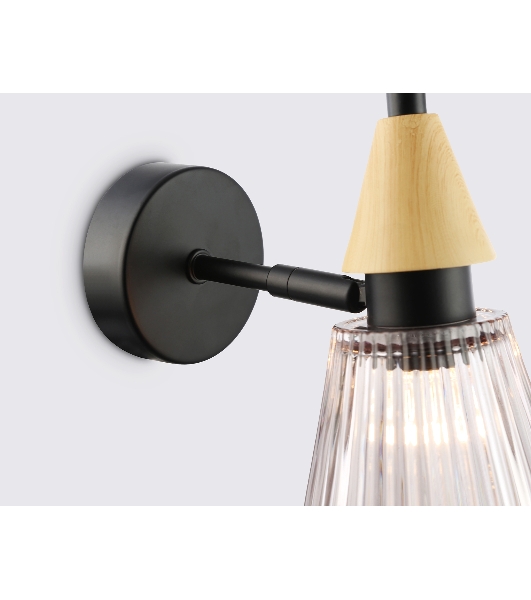 Настенный светильник Ambrella light LH58118 BK/LW/SM черный/светлое дерево/дымчатый E14 max 40W 180*110*200