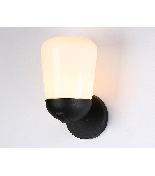 Светильник Ambrella light ST2083 BK/FR черный/белый матовый IP54 E27 max 40W 260*150*185