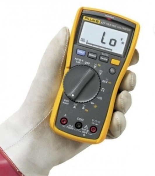 Мультиметр FLUKE 117цифровая 600мА Диод тест черный, желтый 0,55кг