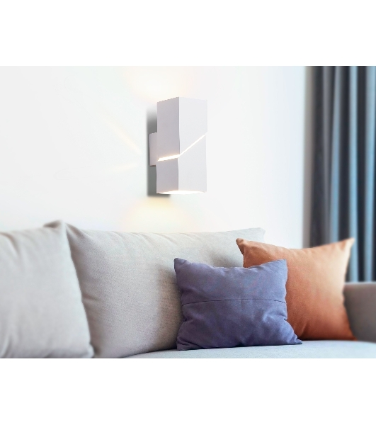 Светильник настенный FW2474 WH белый G9 max 40W 155*60*90