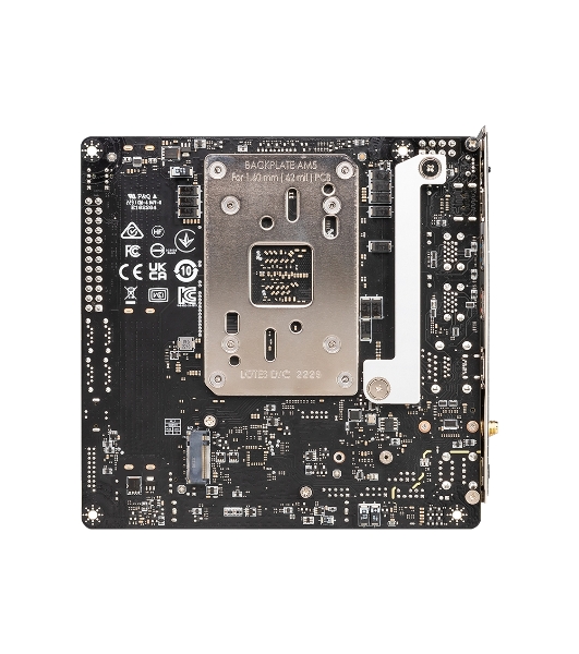Материнская плата MSI MPG B650I EDGE WIFI, AM5, AMD B650, 2xDDR5, 4xSATA, 2xM.2, 1xPCI-E 4.0 x16, 1xHDMI, 1x 2.5Gb LAN, 3xUSB-A 3.2 Gen 2, 2xUSB-A 3.2 Gen 1, 1xUSB-C 3.2 Gen 2x2, 3x3.5 мм, 7.1, Mini-ITX
