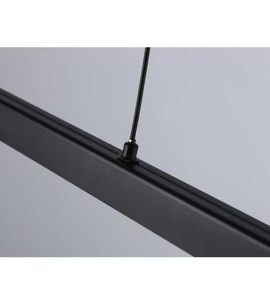 Трековый однофазный подвесной светодиодный светильник Ambrella light GL6785 BK черный LED 24W 3000K 600*22*1025