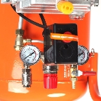Компрессор Patriot EURO 50-260К 525306316 Мощность: 1.8 кВт; Напряжение: 230В~50Гц; Обороты двигателя: 2850 об/мин; Производительность: 260 л/мин; Объем ресивера: 50 л; Давление: 8 бар; Вес: 28,5, фото4