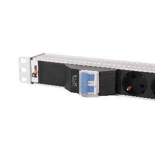 Верт блок розет Rem-16 с авт 16А 10 Shuko 10IEC60320 C19 16A алюм 33-38U 3м