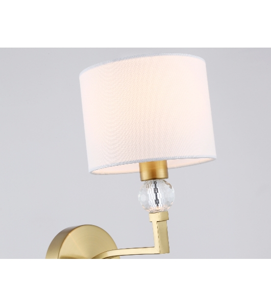 Настенный светильник Ambrella light LH71135 BS/WH латунь/белый E14 max 40W 220*140*250
