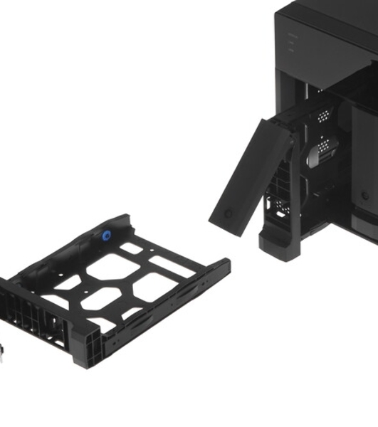 Сетевое хранилище без дисков SMB QNAP TVS-675-8G NAS, 6-tray w/o HDD, 2xM.2 SSD Slot, 1xHDMI-port. CPU 8-сore 64-bit x86 KX-U6580 2.5 GHz, 8GB DDR4 (1 x 8GB) up to 64GB (2 x 32GB), 2x 2.5 Gigabit LAN