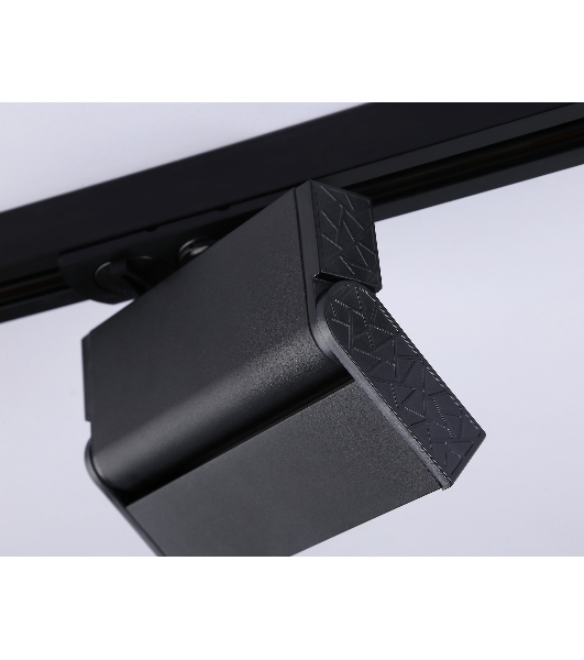 Трековый однофазный светодиодный светильник Ambrella light GL6813 BK черный LED 6W 3000K 24° 115*22*87