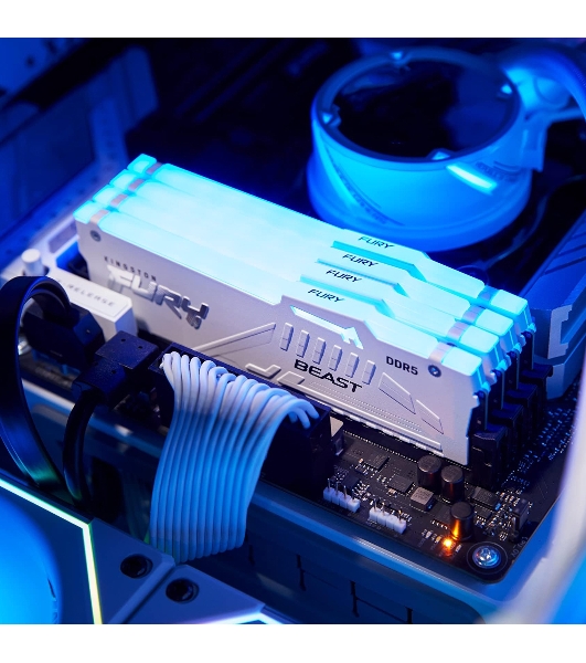Оперативная память Kingston Fury Beast, DDR5, 16Gb (1x16Gb), 5600MHz, CL40, DIMM, радиатор, RGB, белый