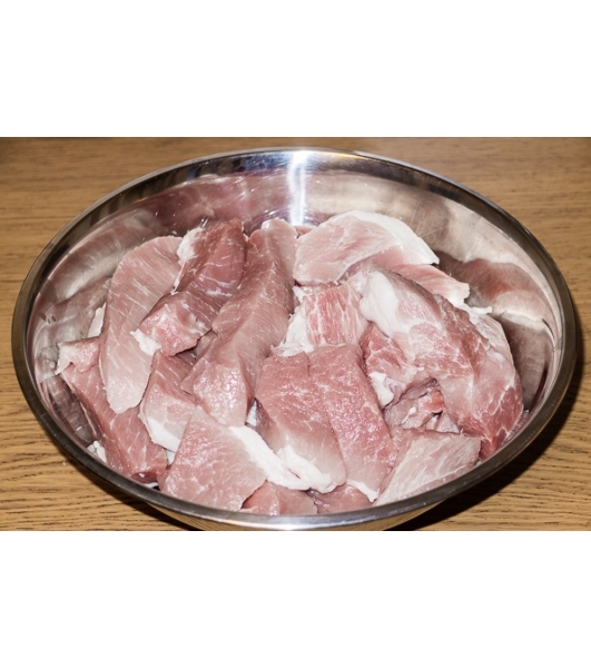 Мясорубка электрическая CASO FW 2000 серебристый, 2000 Вт, 2.5 кг/мин, реверс, защита от перегрузки, насадки - 5