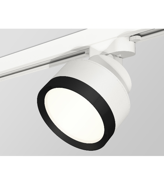 Светильник Ambrella light XT8101002 SWH/PBK белый песок/черный полированный GX53 (A2524, A2105, C8101, N8113)