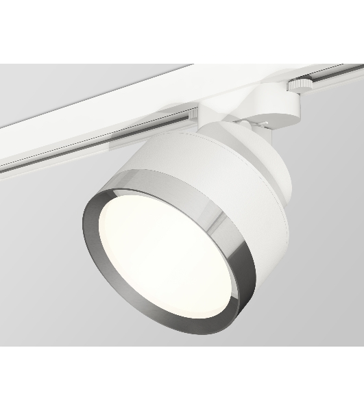 Светильник Ambrella light XT8101003 SWH/PSL белый песок/серебро полированное GX53 (A2524, A2105, C8101, N8118)
