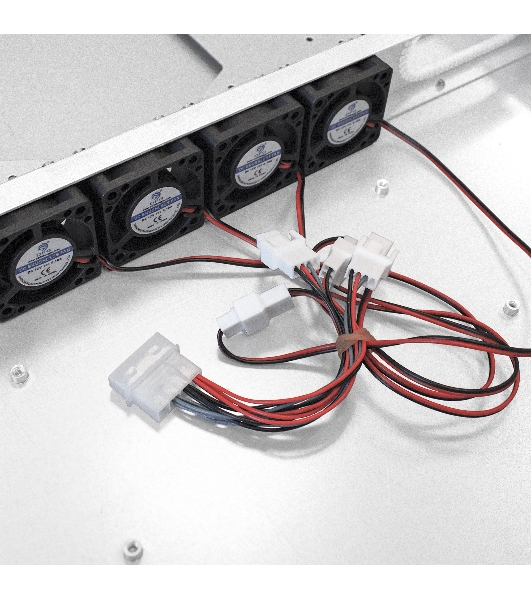 Серверный корпус ExeGate Pro EX293172RUS 1U550-04 (RM 19', высота 1U, глубина 550, БП 1U-900ADS, USB)