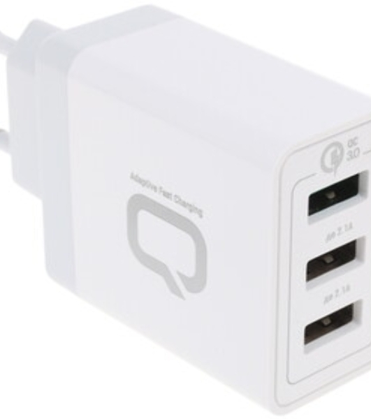 Сетевое зарядное устройство Qumo Quick Charge 3.0 3 USB (Charger 0019), 3 USB, 4.2A, 1 USB (QC 3.0, FCP, AFC) + 2 USB 2,1A, черный