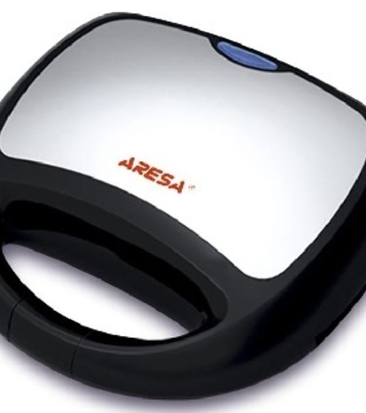 Сэндвичница ARESA AR-1202