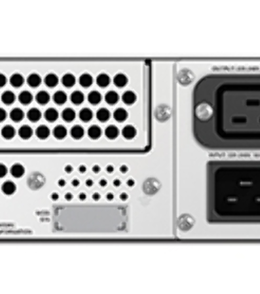 Источник бесперебойного питания APC Smart-UPS SMT2200RMI2UNC 1980Вт 2200ВА черный