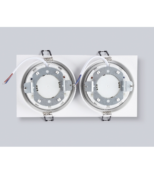 Светильник Ambrella light TN6612/2 WH белый IP44 GX53/2 max 15W 215*110*24