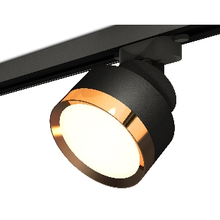 Светильник Ambrella light XT8102004 SBK/PYG черный песок/золото желтое полированное GX53 (A2526, A2106, C8102, N8124)