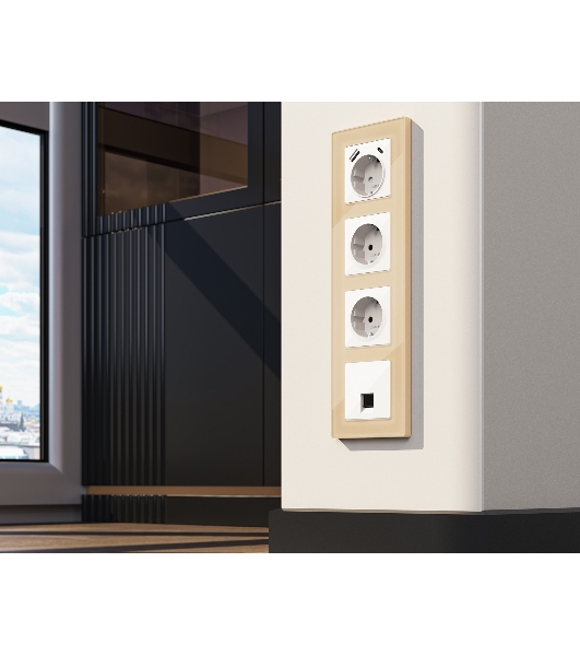 Комплект механизма компьютерной розетки ALFA Белый глянец RJ-45(8P8C) CAT6 с шторкой QUANT (AP1120, VM188) MA112010