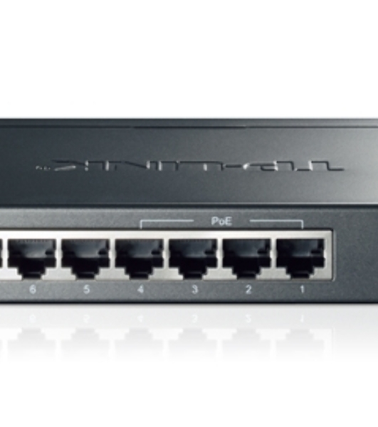 Коммутатор TP-Link SMB TL-SG1008P Коммутатор 8-port Gigabit Switch с 4 портами РоЕ