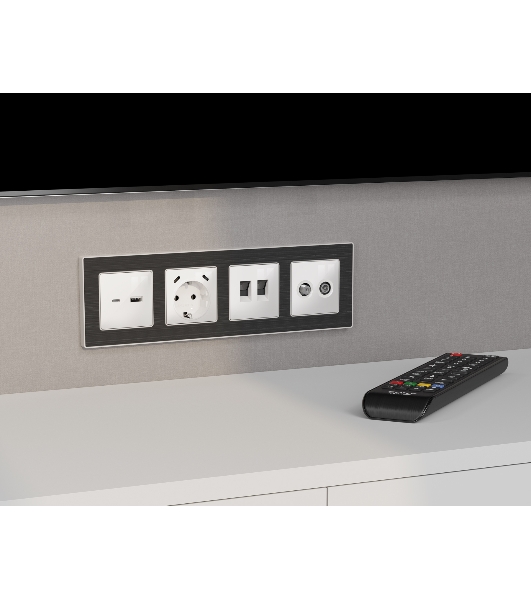 Комплект механизма розетки TV оконечной + SAT 5-862MHz 3.5dB/950-2150MHz 3.5dB ALFA Белый глянец QUANT (AP1133, VM217) MA113310