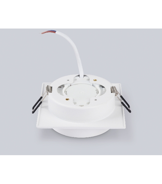 Светильник Ambrella light TN6709 WH белый IP44 GX53 max 15W 105*105*45