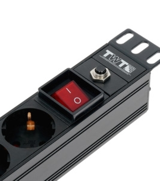 Блок распределения питания Lanmaster TWT-PDU19-16A8P-3.0 гор.размещ. 8xSchuko базовые 16A C14 3м