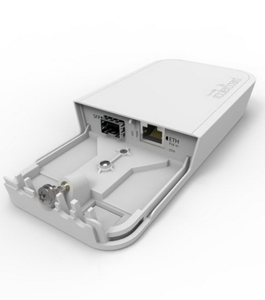 Медиаконвертер MikroTik RBFTC11 Fiber to Copper Converter in Outdoor enclosure, poe injector, power supply