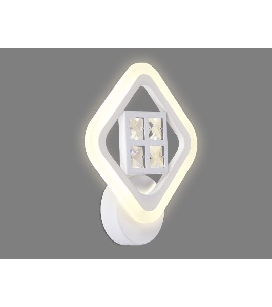 Светильник Ambrella light FA284 WH белый 15W 260*230*60