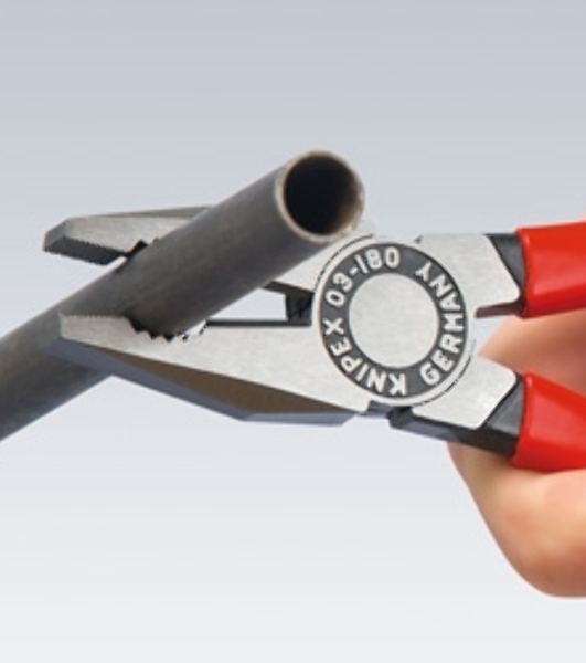 Пассатижи KNIPEX 0302180 180 мм ручки с двухцветными многокомпонентными чехлами