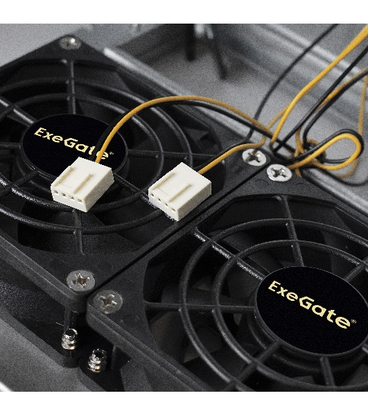 Серверный корпус ExeGate Pro 4U650-010/4U4139L RM 19', высота 4U, глубина 650, БП 1000RADS, USB