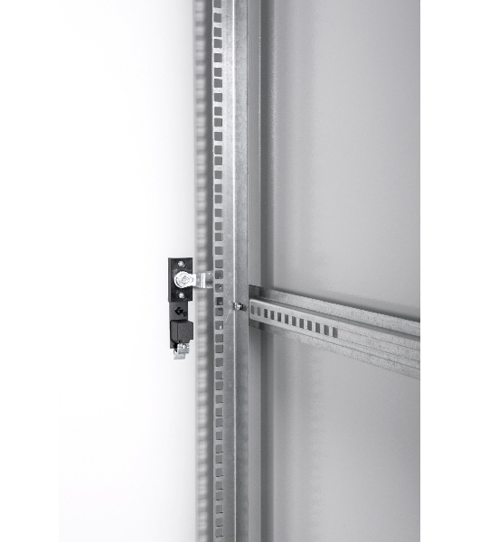Шкаф телекоммуникационный напольный ЭКОНОМ 18U (600 × 800) дверь стекло, дверь металл