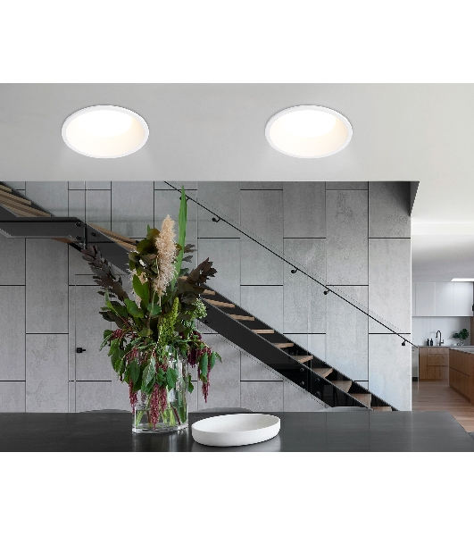 Светильник Ambrella light TN51813 WH белый GX53 max 15W D105*36