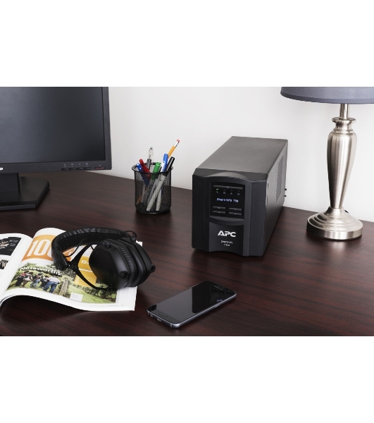 Источник бесперебойного питания APC Smart-UPS SMT750IC/750 ВА/500 Вт/6xIEC 320 C13 (компьютерный)